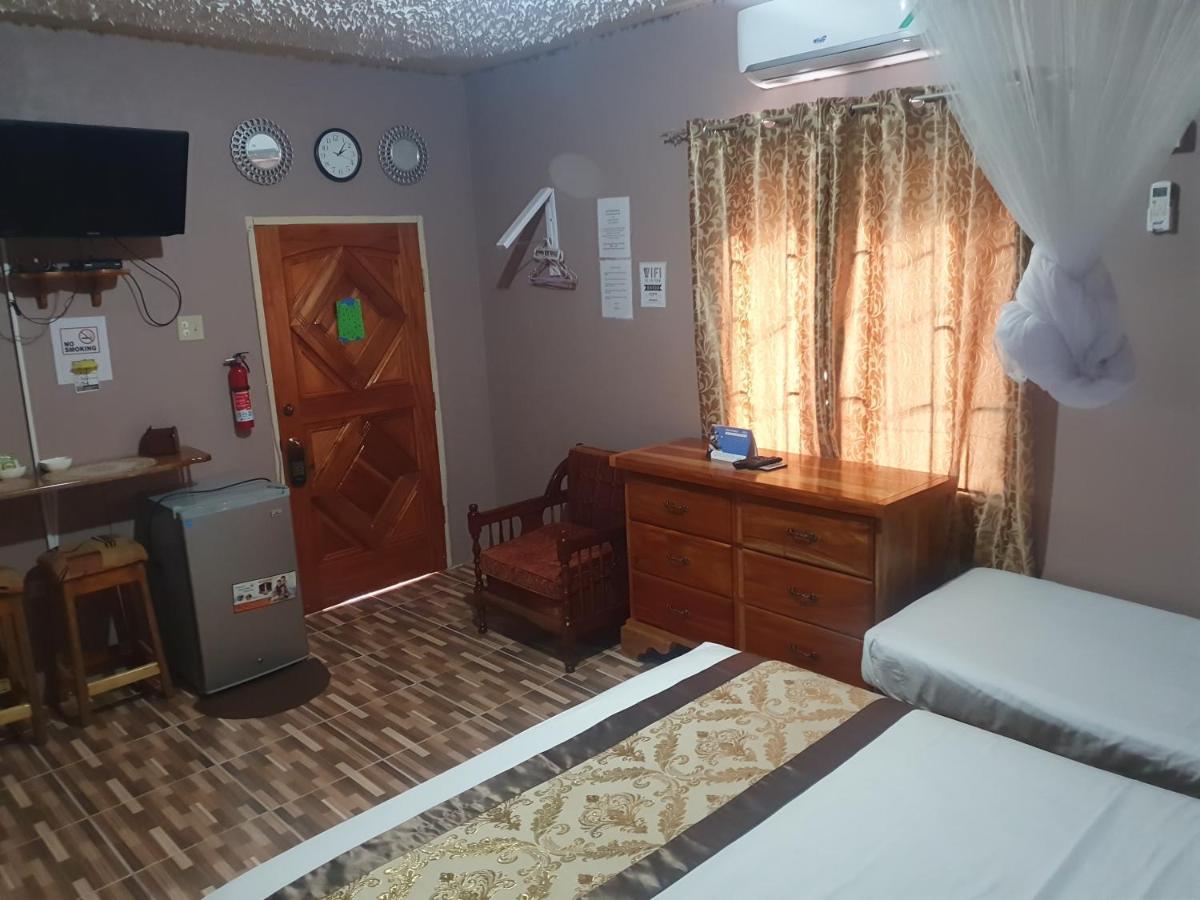 Mesmerize Guest House 安东尼奥港 外观 照片
